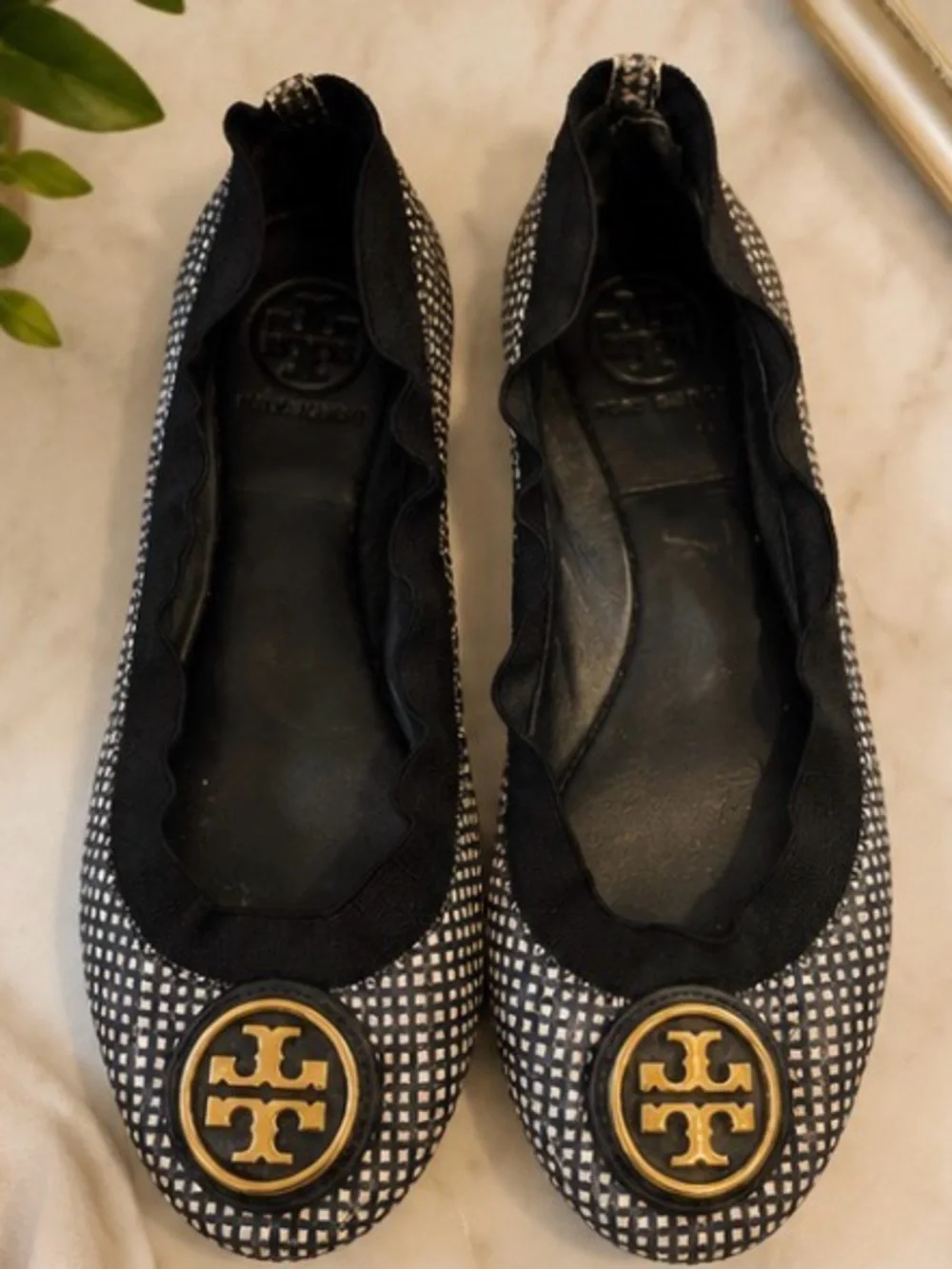 Tory Burch Reva Ballet Flats – Black/Ivory Geometric Print 6.5M